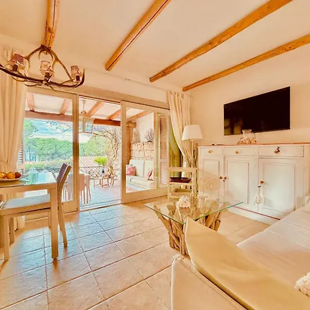Apartment Lovely House 300 M From The