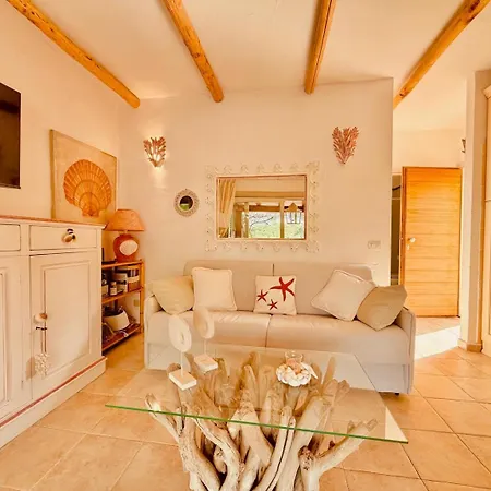 Apartment Lovely House 300 M From The Baja Sardinia